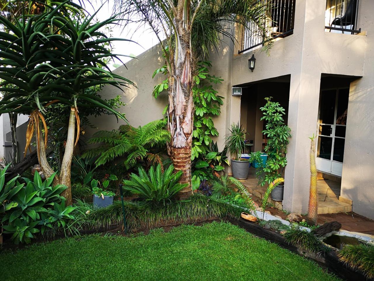 Airport Lodge Guest House Kempton Park Exterior photo